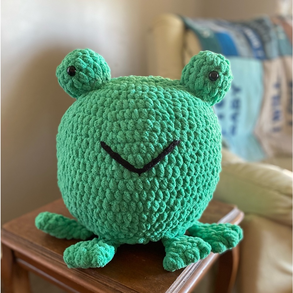 Frog Plushie